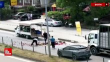 Bartın’da yola saçılan meyve ve sebzeler sürücülerin yardımıyla toplandı