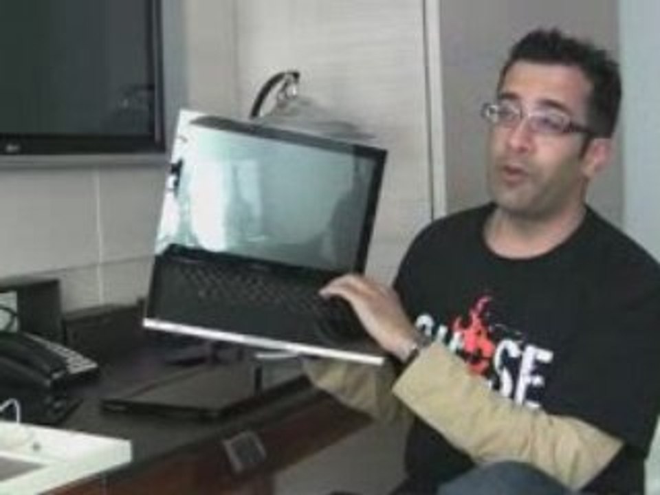 Voodoo Envy Carbon Fiber Notebook Demo w/ Rahul Sood