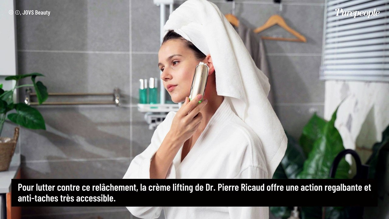 Le cou, grand négligé des routine beauté, vieillit deux fois plus vite que le visage : voici 5 produits (et un bonus) pour rattraper tout ça