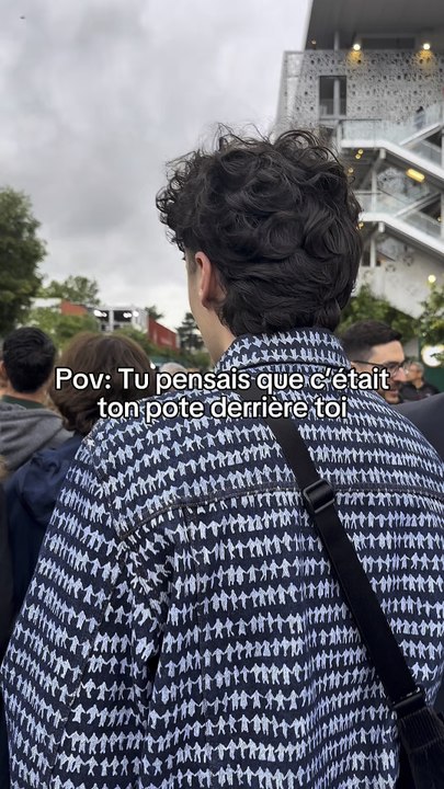 Quand tu pensais que c’était ton pote derrière toi 😂🙈