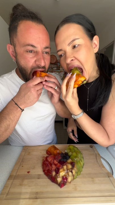 On goûte la gélatine aux fruits c’est une dinguerie 😍🔥
