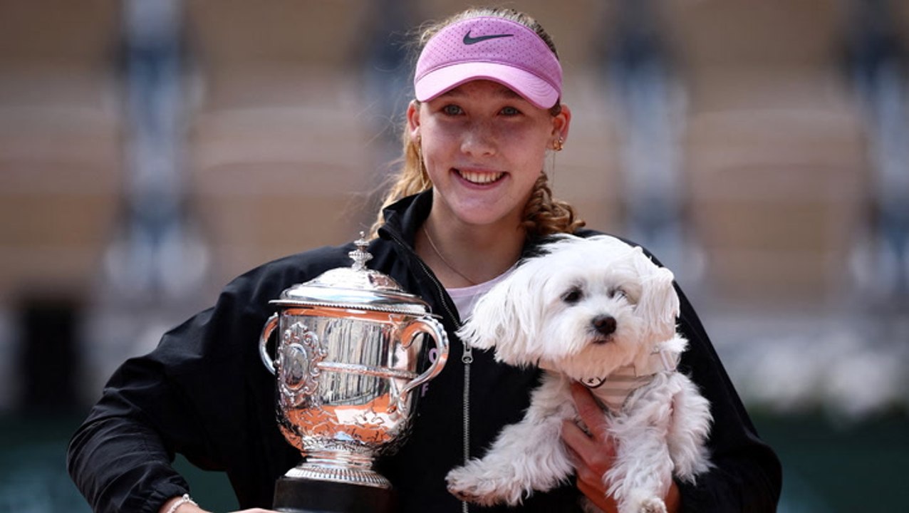 French Open champion Mirra Andreeva celebrates victory with dog after historic title win