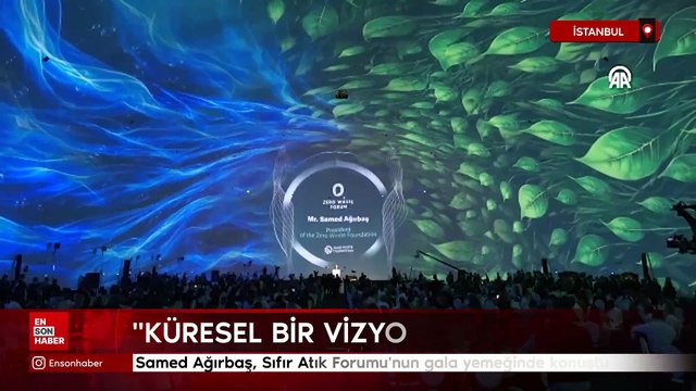 Sıfır Atık Vakfı Başkanı Samed Ağırbaş, Sıfır Atık Forumu'nun gala yemeğinde konuştu
