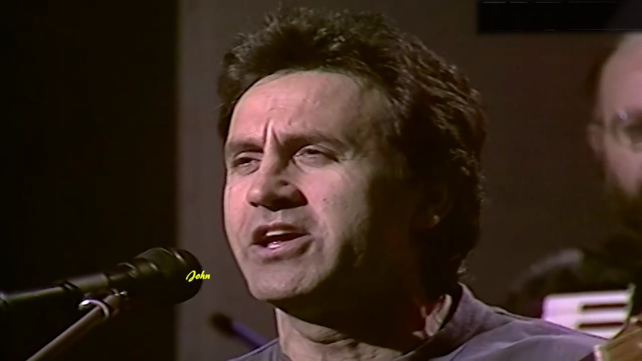 Η πεντάμορφη - Γιώργος Νταλάρας (Video Live 1989)
