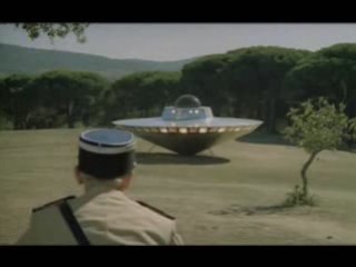 Le Gendarme et les extra-terrestres (5)