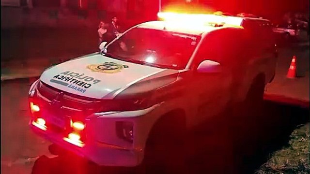 Revoltados com morte de menino, moradores depredam caminhão envolvido em atropelamento