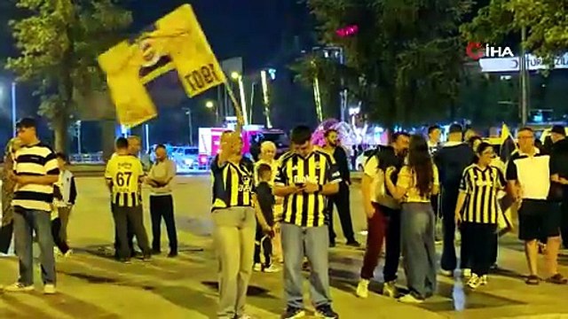 Düzce’de Fenerbahçe Başkanı Aziz Yıldırım sevinci | Ajansspor | IHA