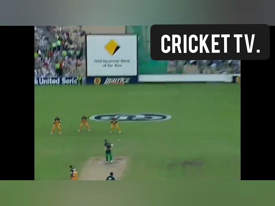 Watch how good fielding change the game| Australia vs Pakistan, Australian fielders change the game|