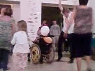 flo  ne boit pas que de l'eau