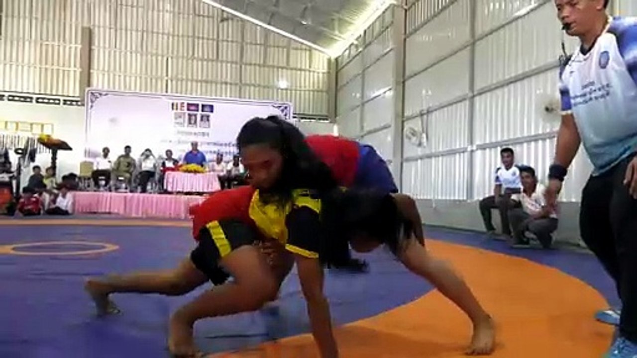 ជើងខ្លាំងកីឡាចំបាប់ ហេង វុទ្ធី បង្កើតក្លិបចំបាប់ព្រះធាតុ ដើម្បីបណ្តុះធនធានថ្នាលឆ្ពោះទៅកាន់ឆាកអន្តរជាតិ