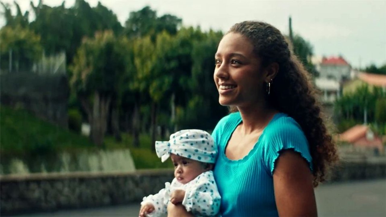 Verstoßene – Kein Zuhause bei Maman Trailer OmdU