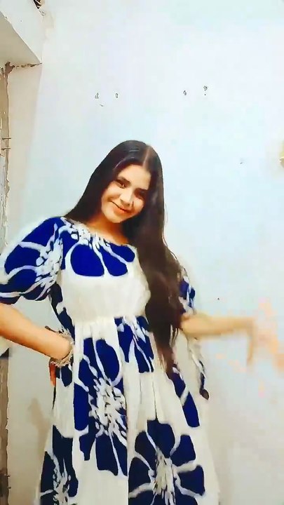 ​Punjabi Beat Dance Trend - Floral Dress Look | Fun with Tripti