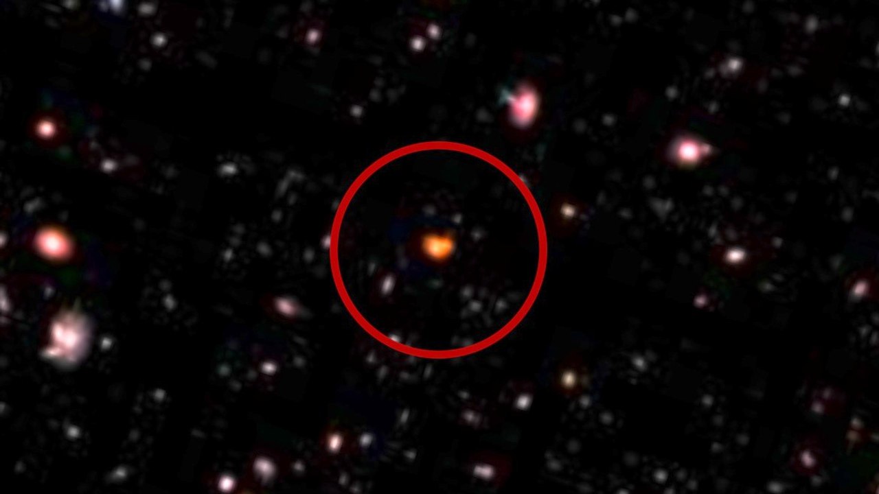 Inside JWST CEERS: a photo of what could be the oldest galaxy