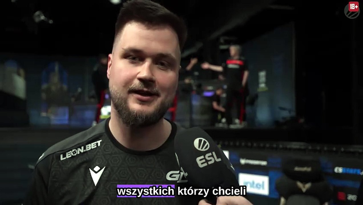 Counter-Strike #403: "SNAX ZASSANIE XDDD"