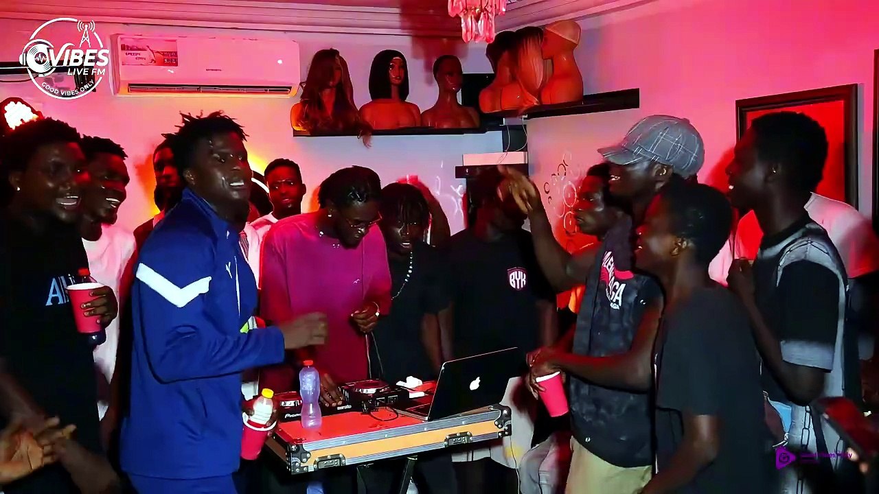 VIBES LIVE FM EP 1