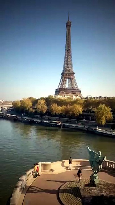 Ever notice the Eiffel Tower seems taller in summer? It's not your imagination.