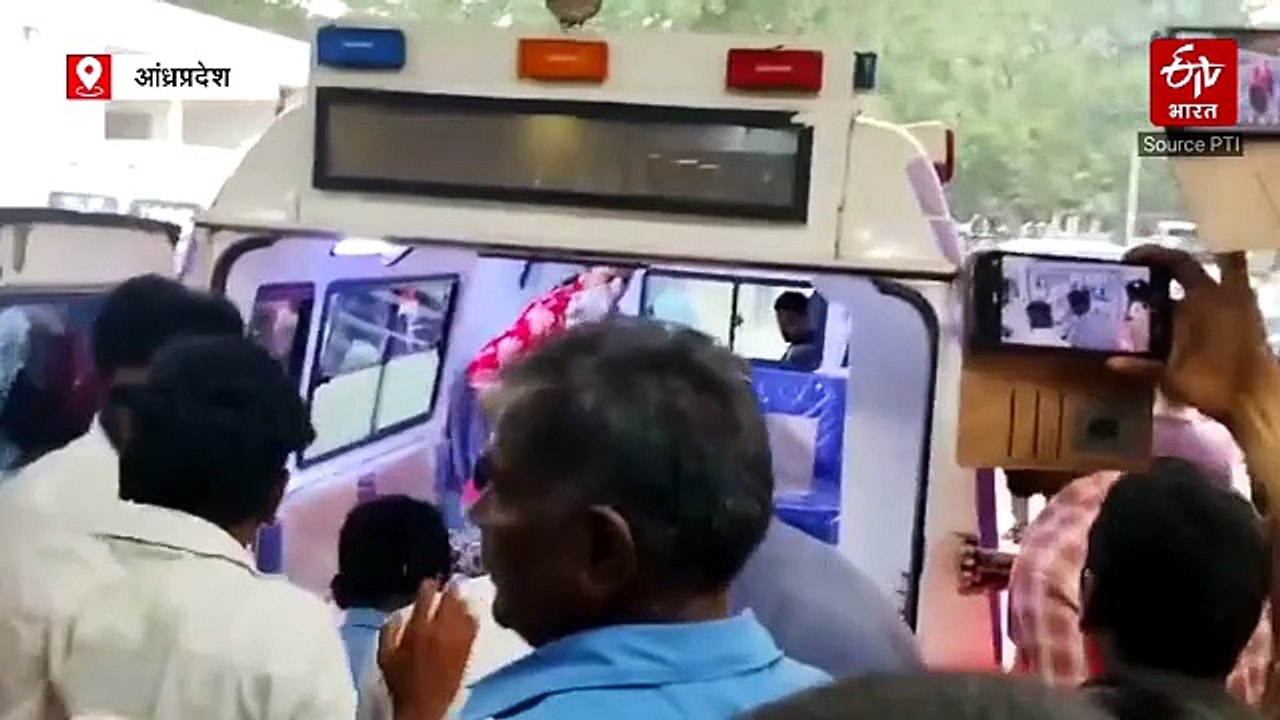 विशाखापत्तनम स्टील प्लांट में भीषण हादसा: 1500 डिग्री पर खौलते लिक्विड स्टील गिरने से 8 मजदूरों की मौत