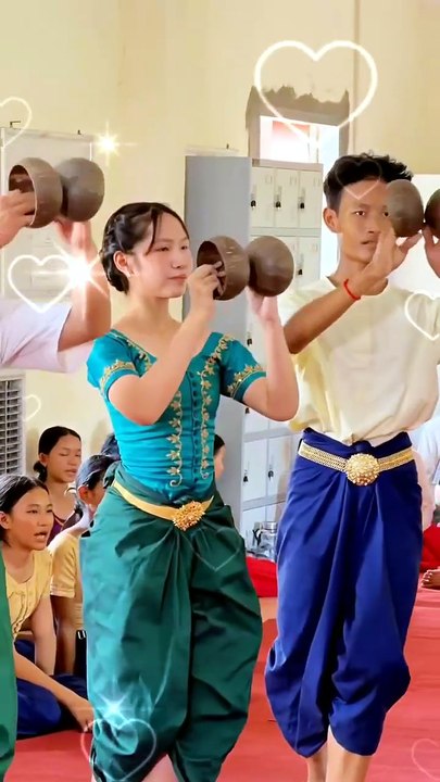 សូម​លំហែរអារម្មណ៍តាមកម្មវិធីកំសាន្ត អប់រំ​ ផ្សេង ៗ