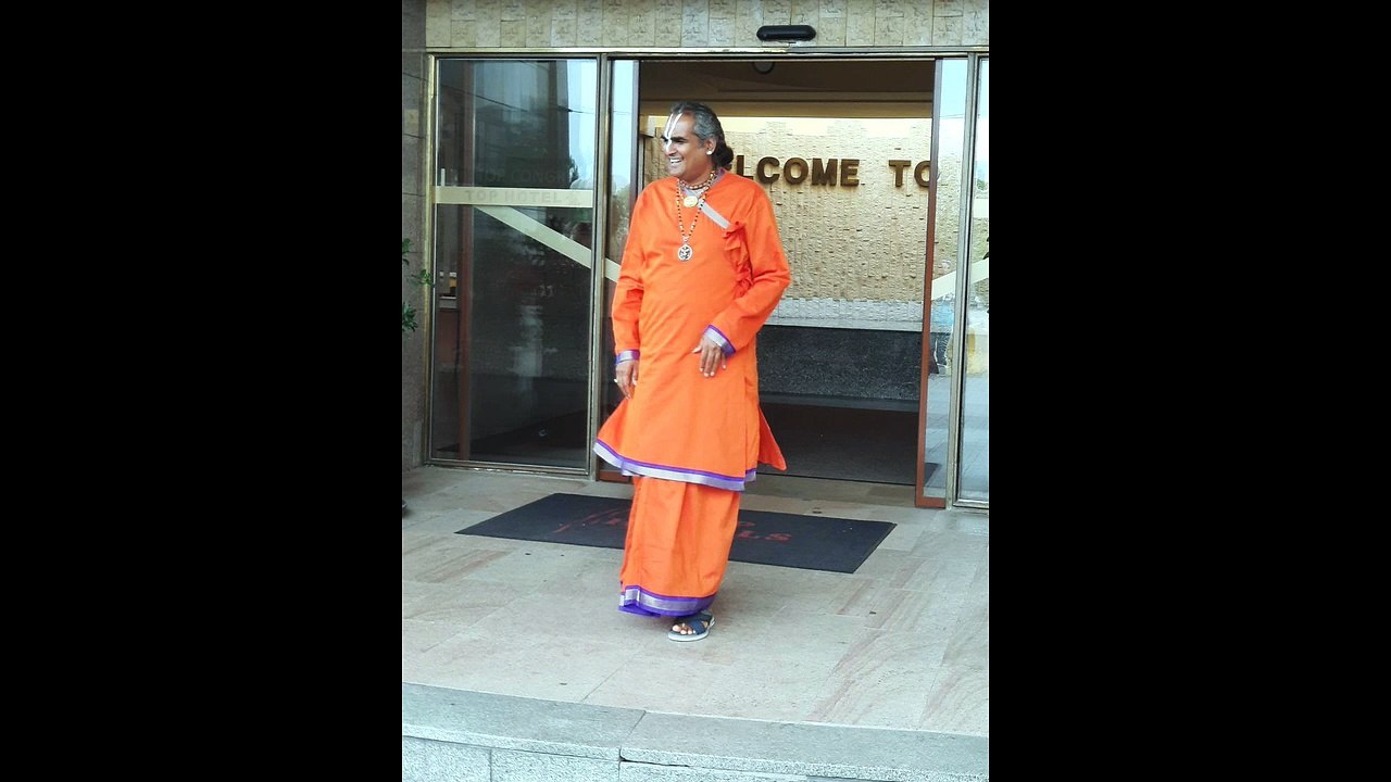 2025-10-20-AUDIO-TDiwaliDinner-Swami Vishwananda teaching