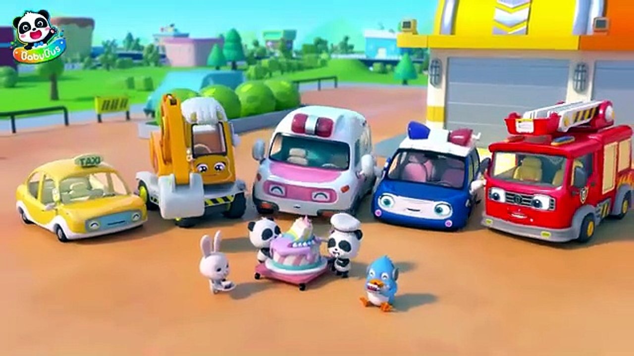 Playground Builders - Construction Trucks _ Learn Vehicles _ Nursery Rhymes _ Kids Songs _ BabyBus