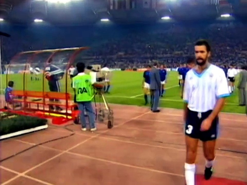World Cup 1990 Italy vs Uruguay (1/8 finals) Italian commentary