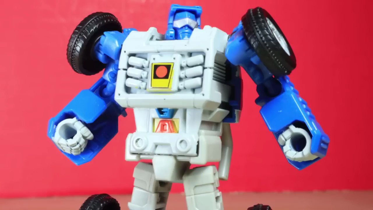 TRANSFORMERS: Generations Power of the Primes BEACHCOMBER | Canadia' Reviewer #256