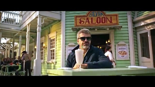 Una famiglia sottosopra Bande-annonce (IT)