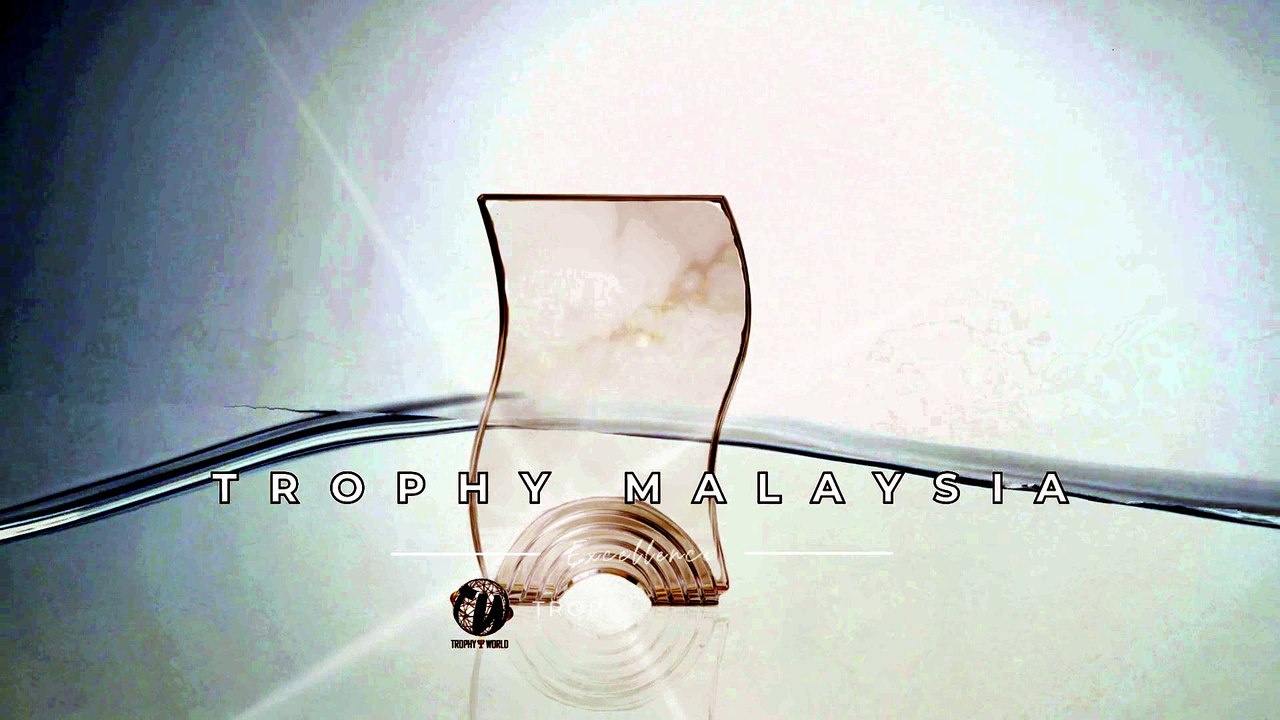 Curve Crystal Plaques at Trophy-World Malaysia | Custom Trophies & Plaques Supplier