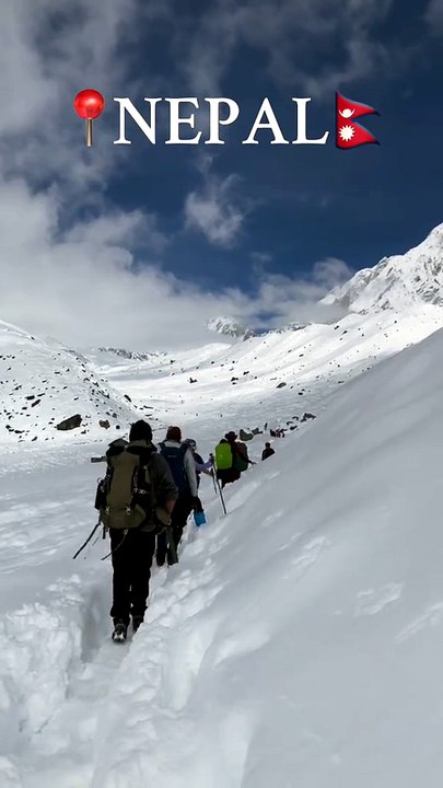 Nepal ice mountain view