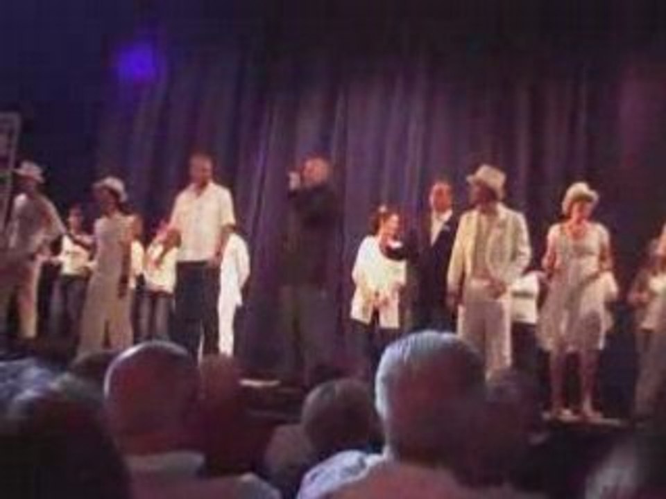 entrée en scéne dans le chapiteau