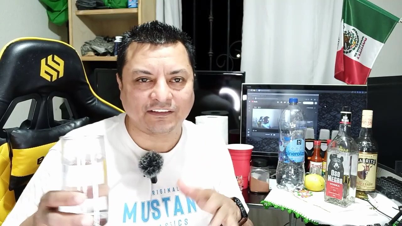 Bien borracho como teporocho en la oficina entre botanas y bebidas como chango con ataques y mas