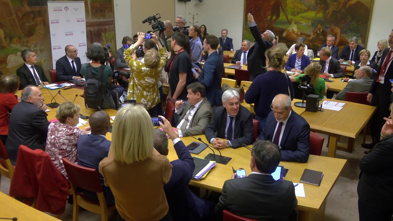 L'audition de Gérald Darmanin et Laurent Nunez au Sénat va débuter