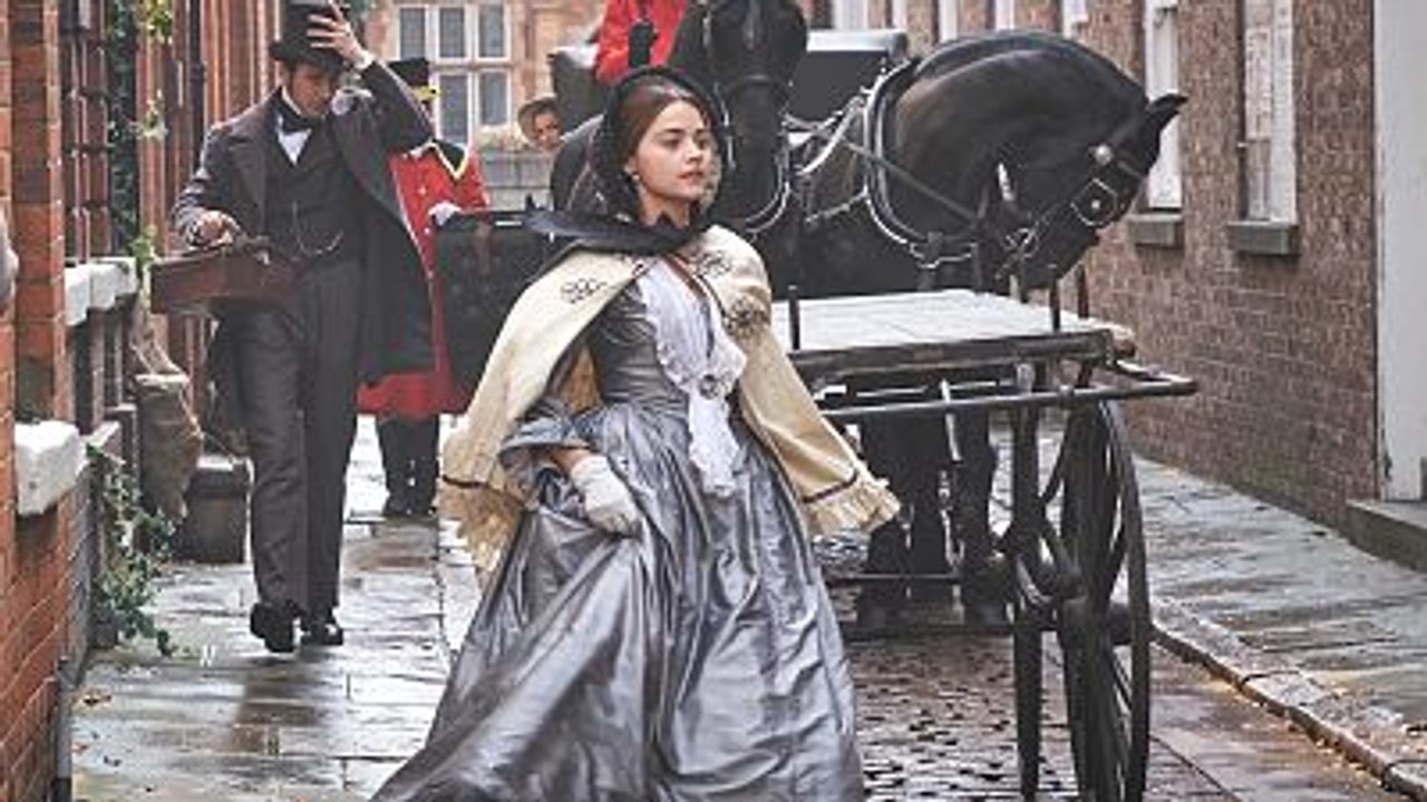 Victoria - Cuerpos extraños