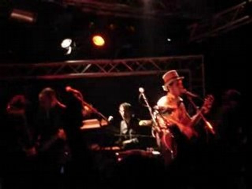 Serj Tankian - Baby