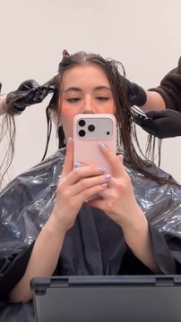 J'ai testé le coiffeur au Japon !! J'ai profité de mon voyage pour faire la coupe de mes rêves et je ne me suis jamais trouvé aussi jolie 🥹#coiffeur #coiffure #japon #voyagejapon #tokyo