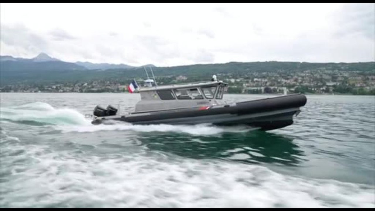 La gendarmeria mette in sicurezza il lago di Ginevra in vista G7 Evian