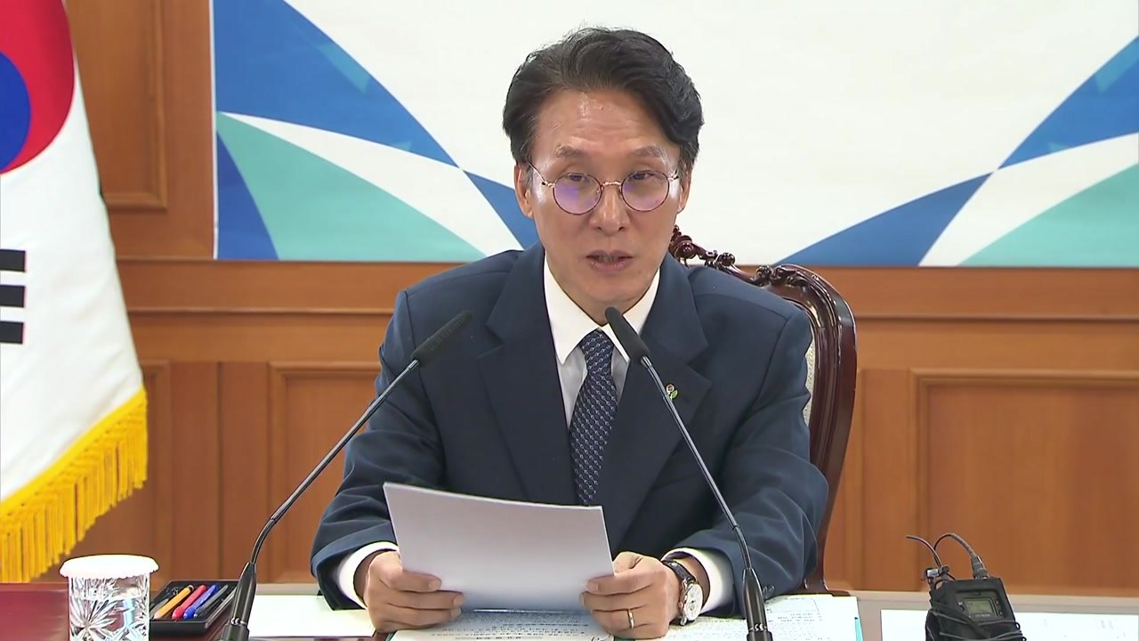 김 총리 "참정권, 민주주의 근간...청년 문제의식 무겁게 받아들여" / YTN