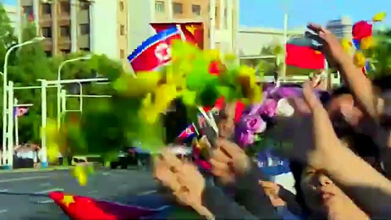Estimado camarada Kim Jong Un oferece banquete em honra da visita à RPDC de Xi Jinping, Secretário-Geral do Comitê Central do Partido Comunista da China e Presidente da República Popular da China