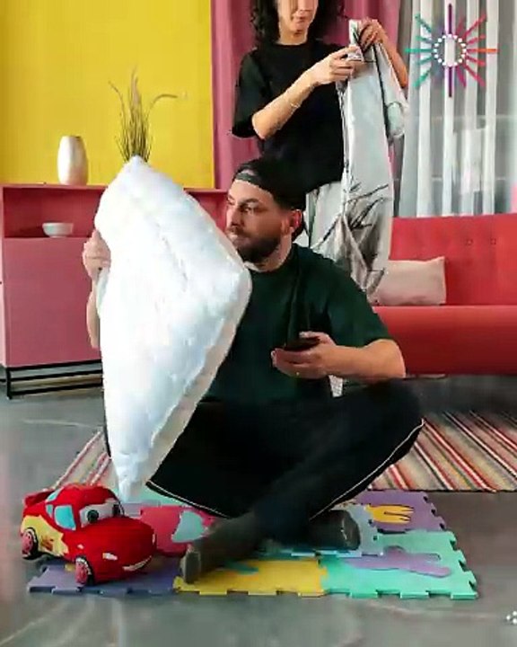 This pillowcase hack is genius 😲🛌
