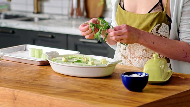 Gracie Abrams Cooks French-Braised Leeks