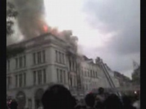 Incendie sur la place d'Armes de Valenciennes