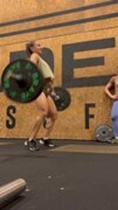 Weightlifter Hit by Bar While Attempting 57kg Lift