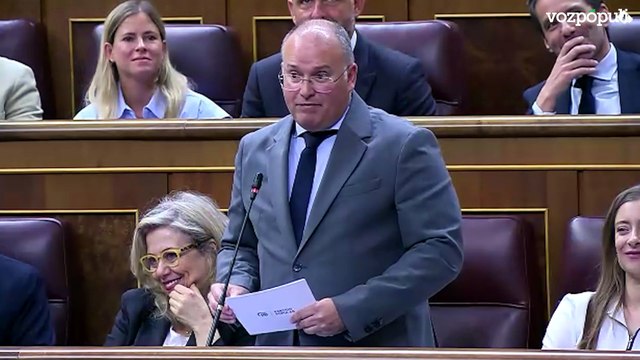 Tellado pregunta a Bolaños cuál ha sido su participación en la cloaca .