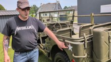 Alain a restauré une Jeep d'époque