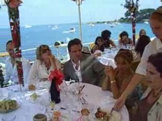 PAPA MOUSTACHE BOURRE