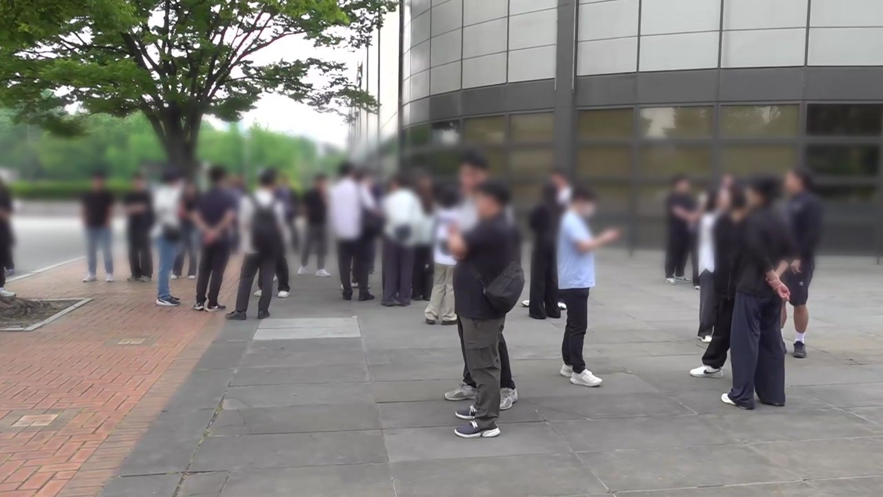 개표소 봉쇄시위에 체육단체 "업무터전 빼앗겨"...내일 항의집회 / YTN