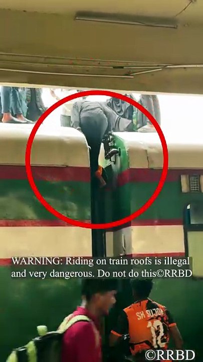 Don't climb roofs—getting down is too hard!🧗🚂