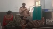 Madhya Pradesh: अस्पताल में सिक्योरिटी गार्ड बना ‘डॉक्टर’, मरीजों को ड्रिप लगाने वाला वीडियो वायरल