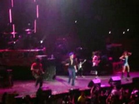 Besame Sin Miedo (RBD EN EL CONCIERTO EXA MonterreyO8)