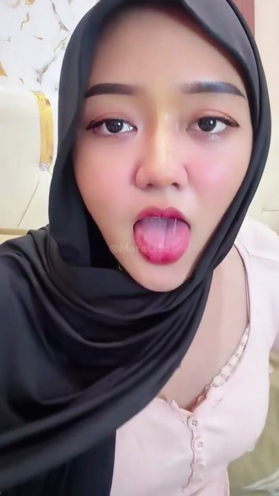 Ririn in Hijab Bigo Live Wants That